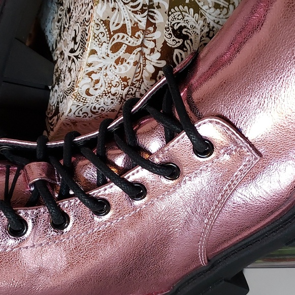 Girls Madden NYC Lug Bootom Combat Boot - Picture 6 of 15